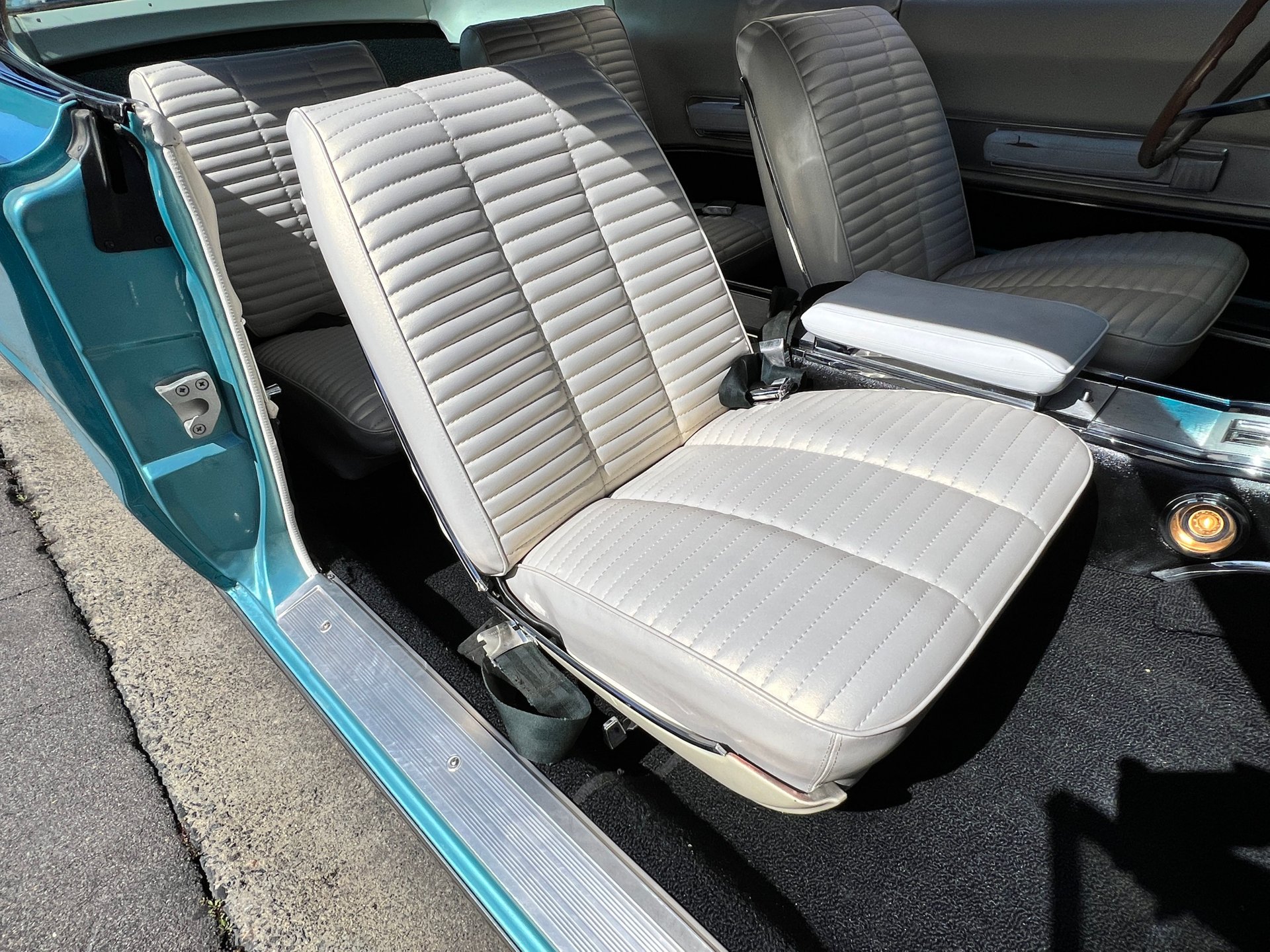 1966 DODGE CHARGER - Image 9